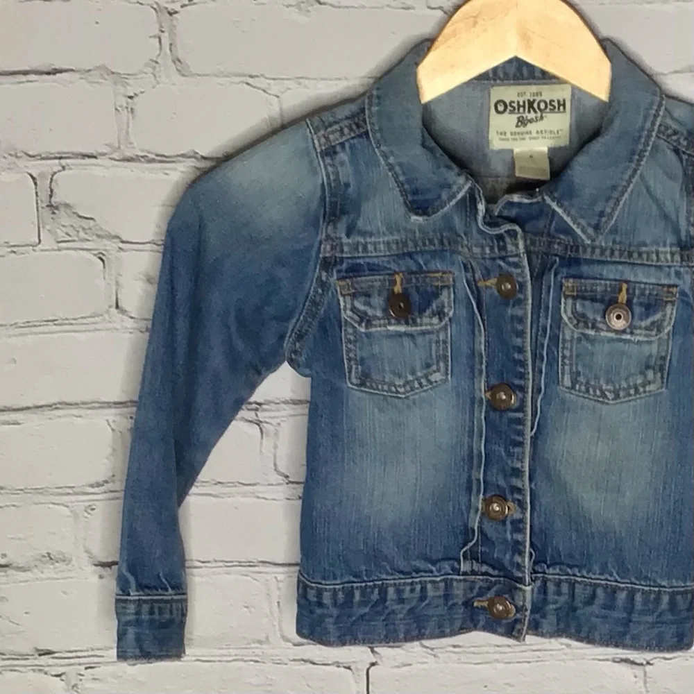OshKosh B’gosh Light Rinse Cotton Button Front Denim Jacket 6